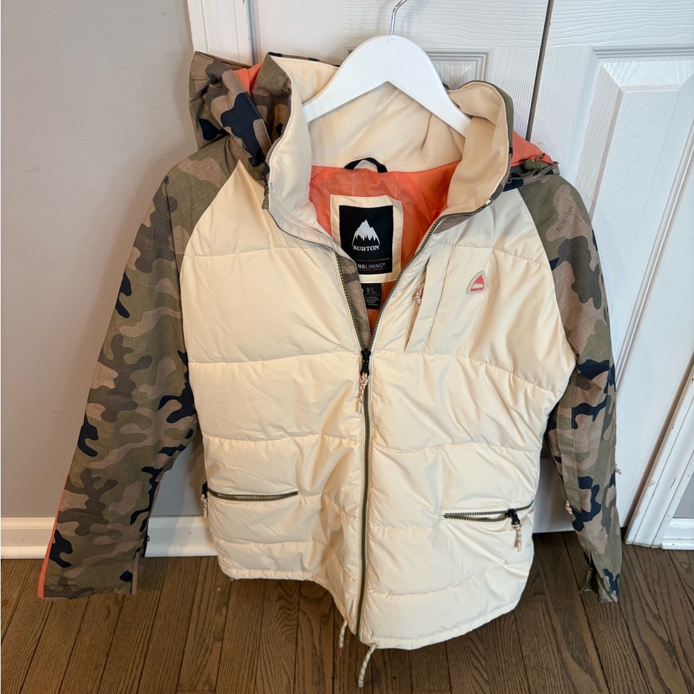 Women's Burton Keelan Jacket Creme Brulee Olive Camouflage Medium Ski Snowboard